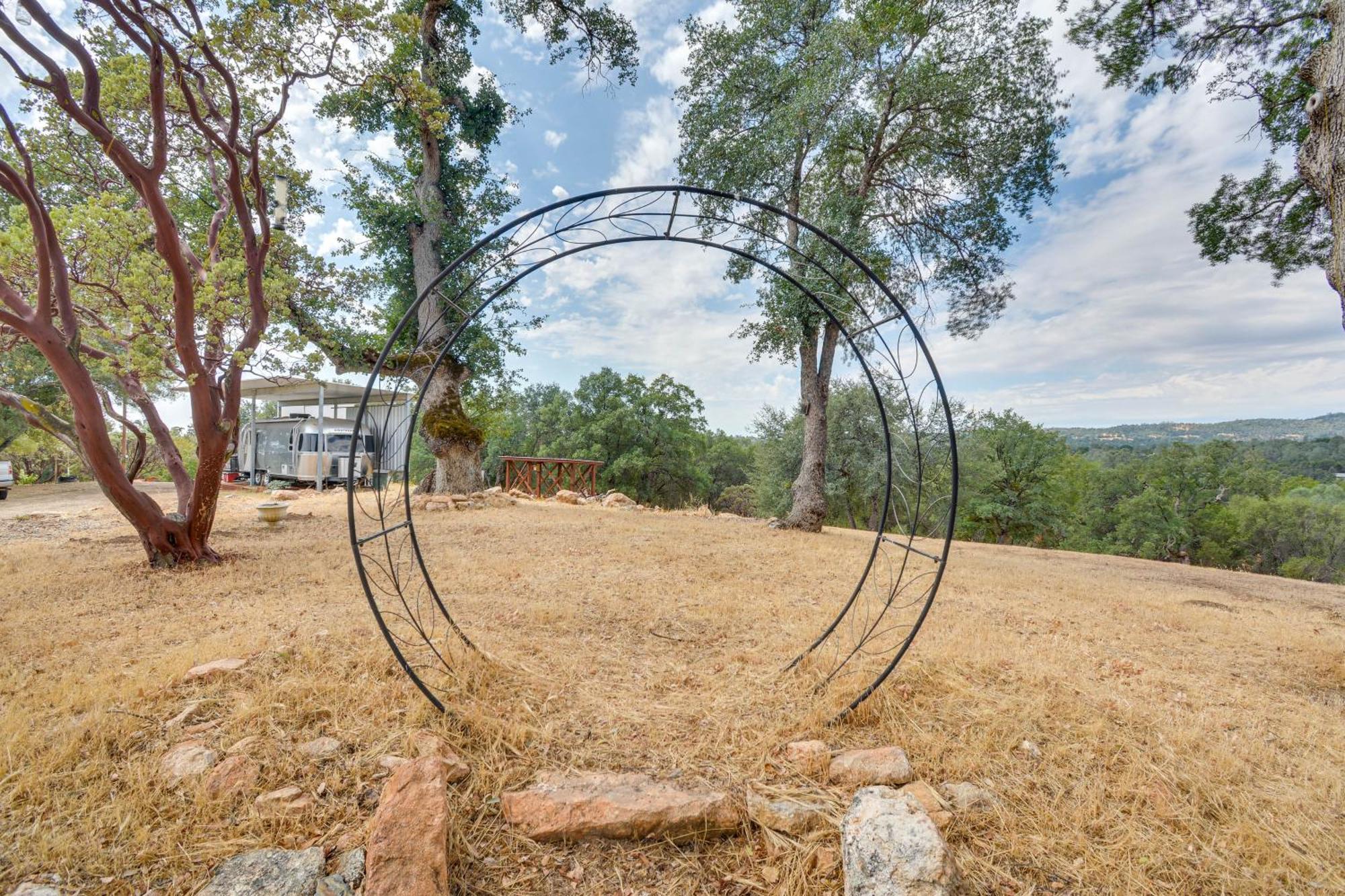 Mariposa Home Furnished Patio And Sierra Mtn Views Esterno foto
